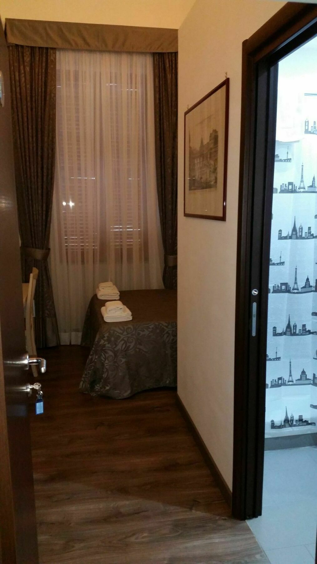 Laterani Dfm Affittacamere 2*